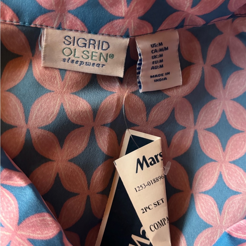 Geometric Patterned Pajamas - Picture 3 of 3